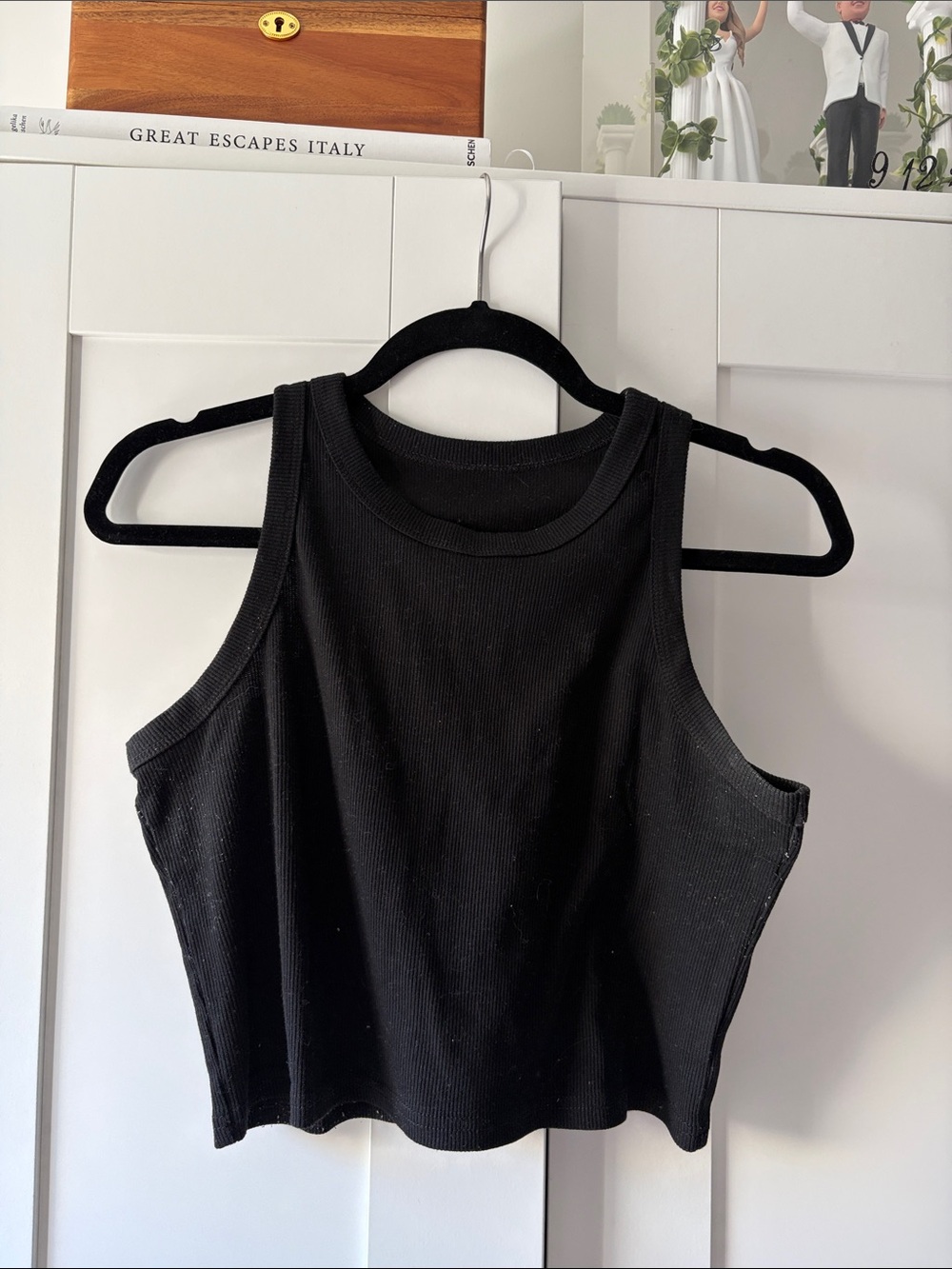 Women's Black Ribbed Crop Tank Top